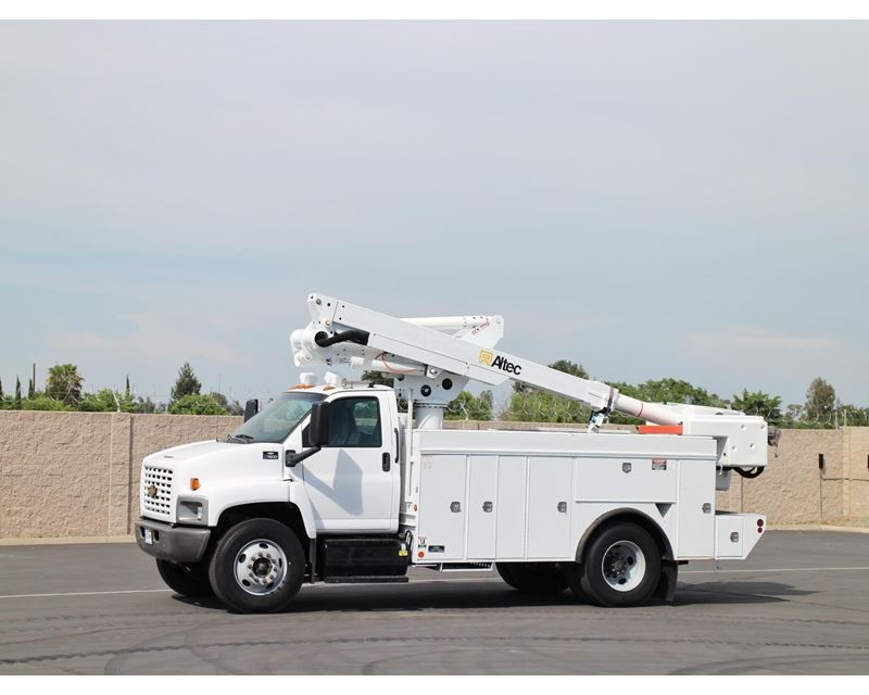 7500 Aerial bucket gmc part truck