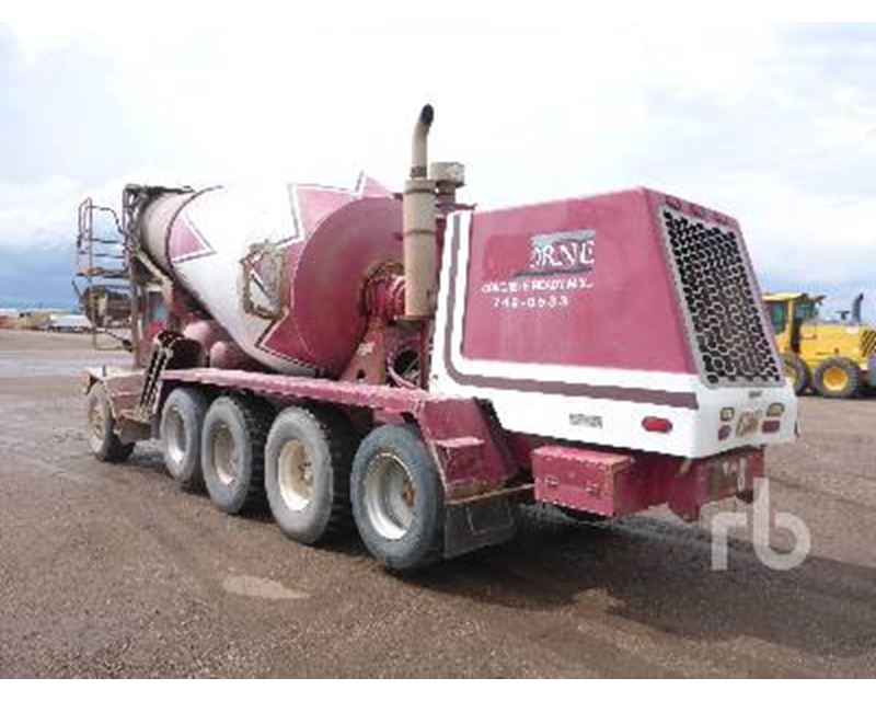 1997 Advance FRONT DISCHARGE Mixer / Ready Mix / Concrete Truck For