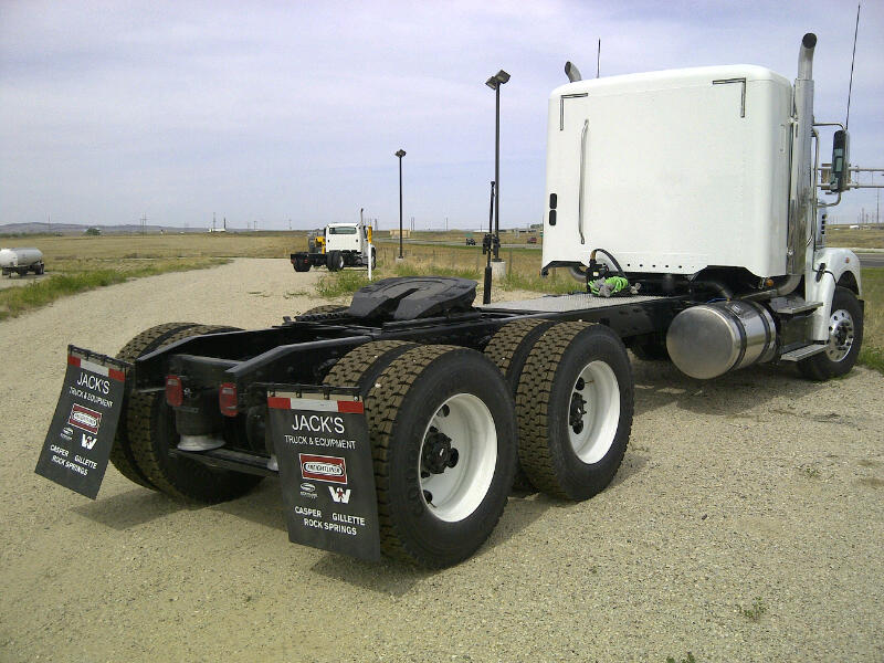 2013 Freightliner Coronado SD Conventional Sleepers