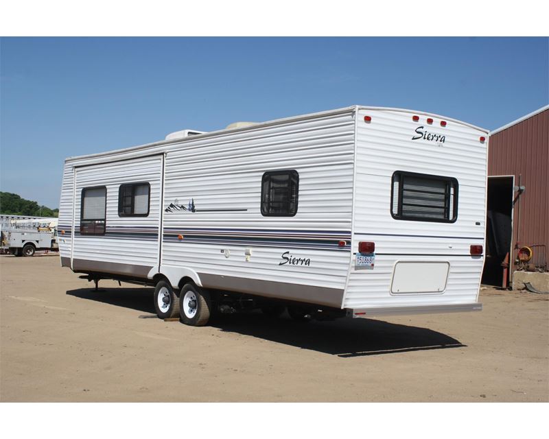 Sierra Trailers 77