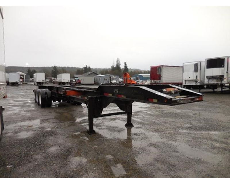 1997 Strick 20' Bridge Master TriAxle Super Chassis Container Trailer Chassis For Sale