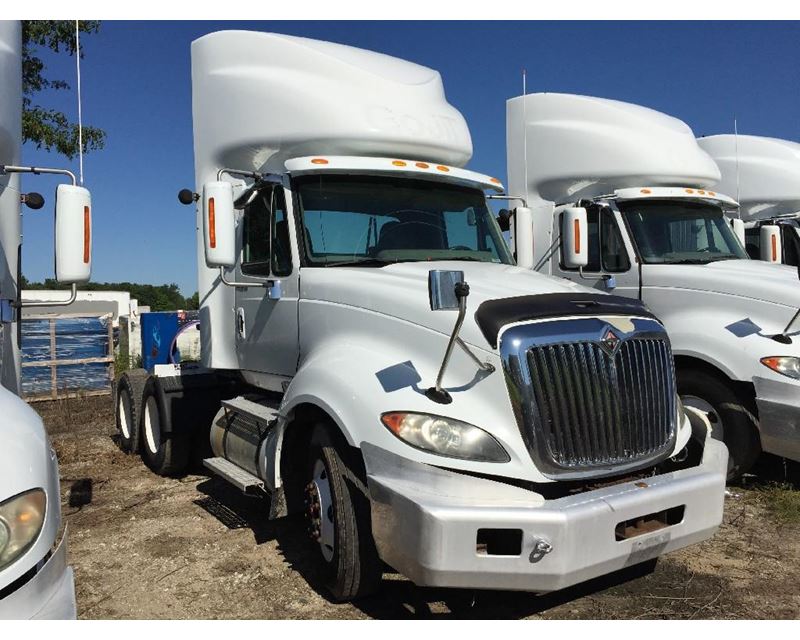 2009 International ProStar Exterior Sun Visor For Sale