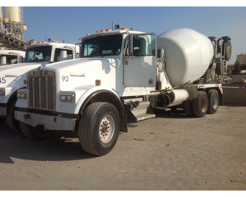 2000 Kenworth W900 Mixer / Ready Mix / Concrete Truck For Sale Gilroy, CA