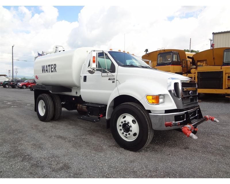 Watering tanks for ford trucks #5