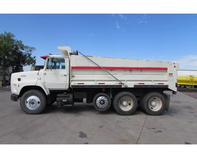 1989 Ford l9000 dump #7