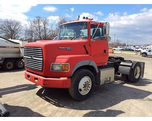 Ford l-9000 truck cab