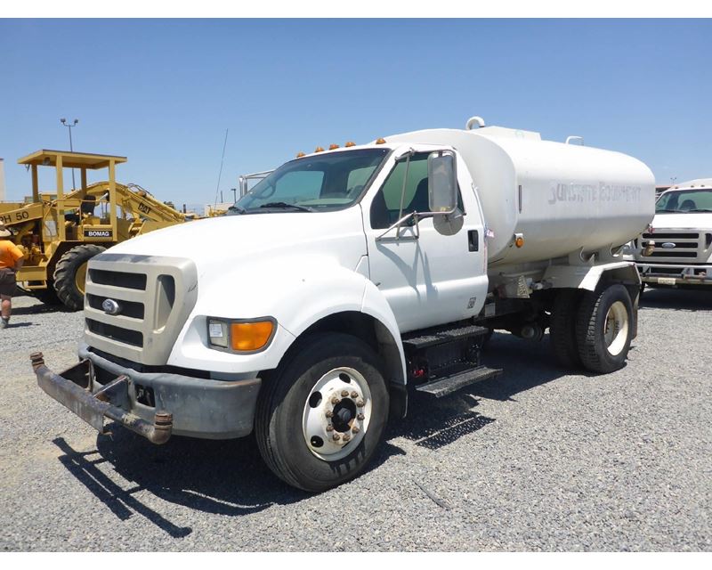 2004 Ford f750 water truck #9