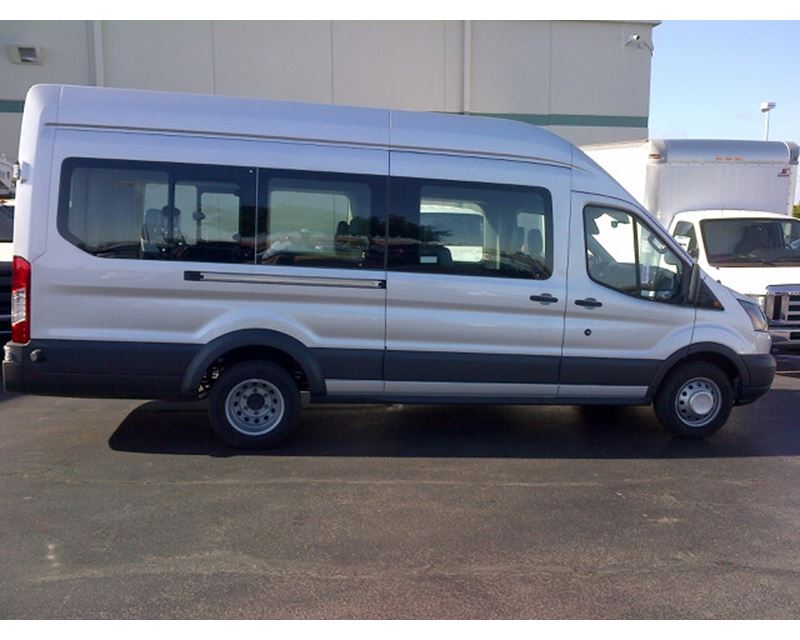 Ford passenger vans for sale #9