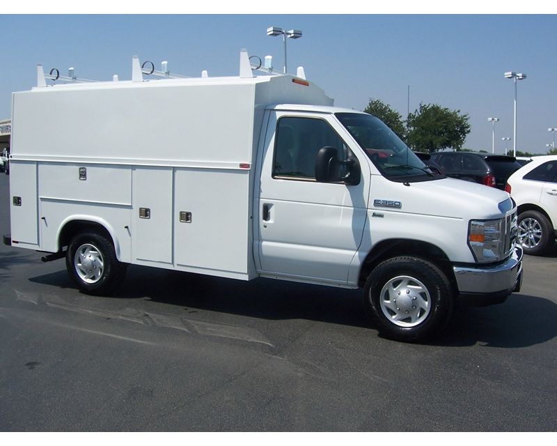 Ford e350 transmission service