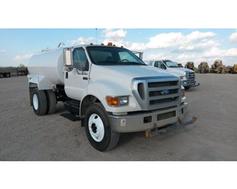 Ford f750 water truck specs
