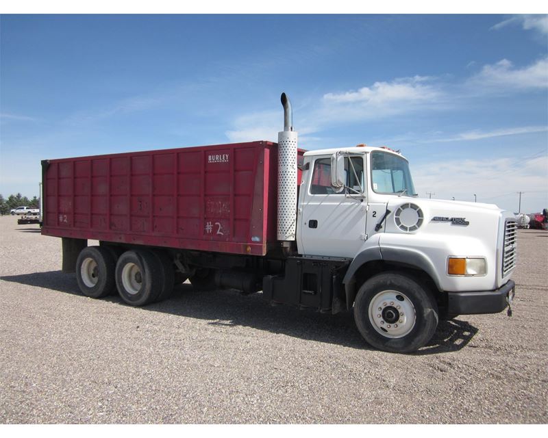 Ford 9000 grain truck #2