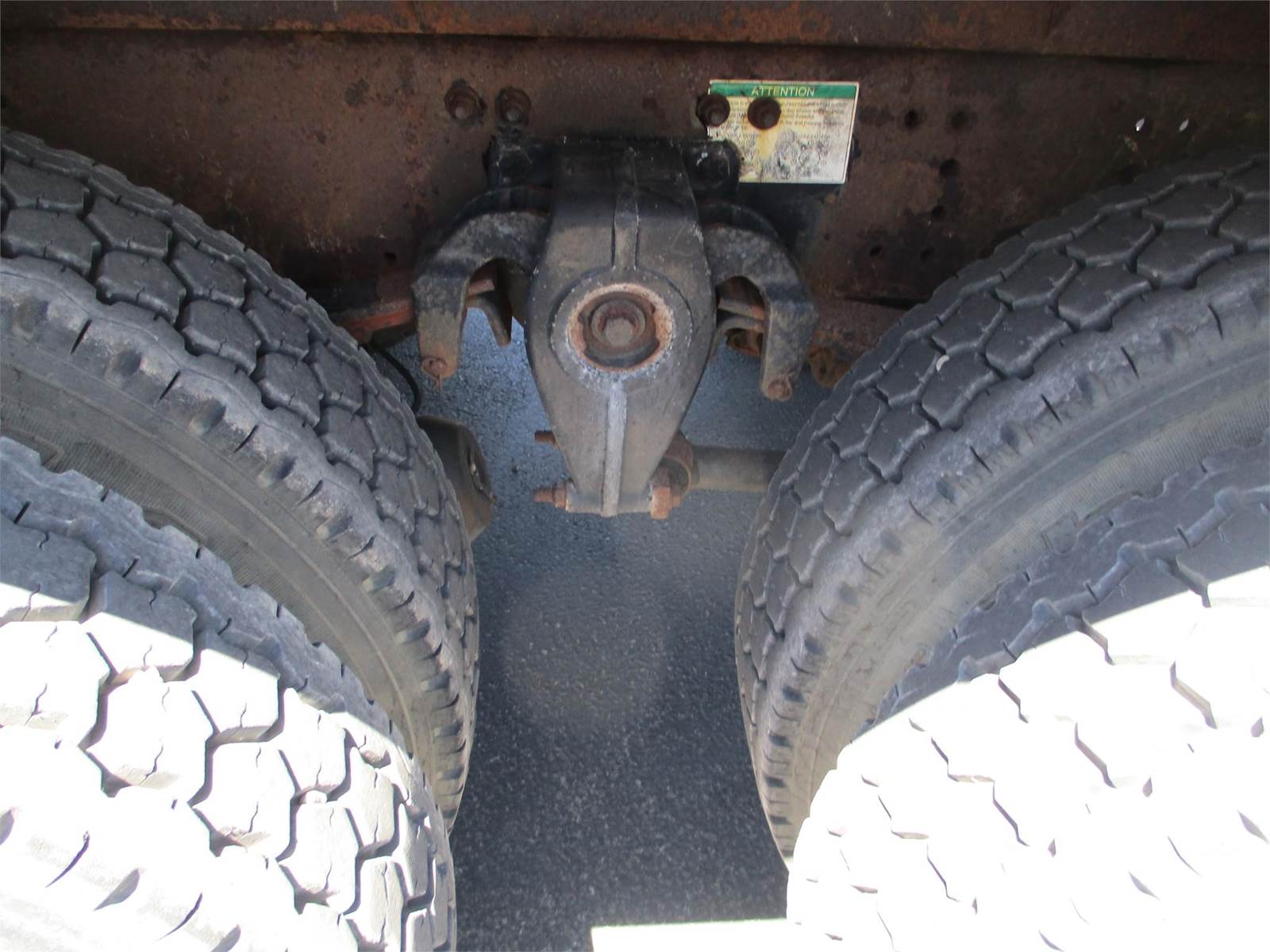 Spring Suspension in a Freightliner FL 112