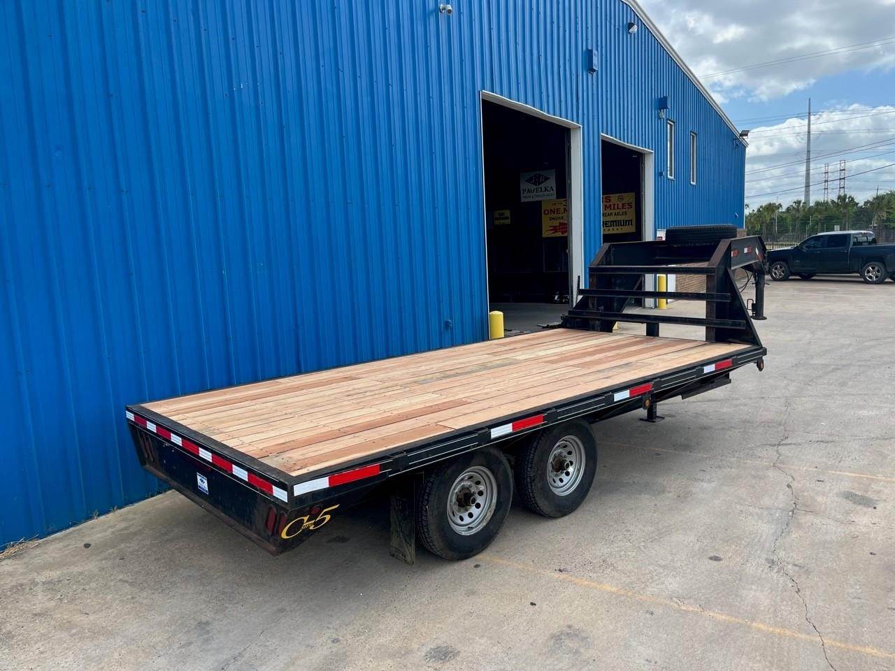 deckover trailer