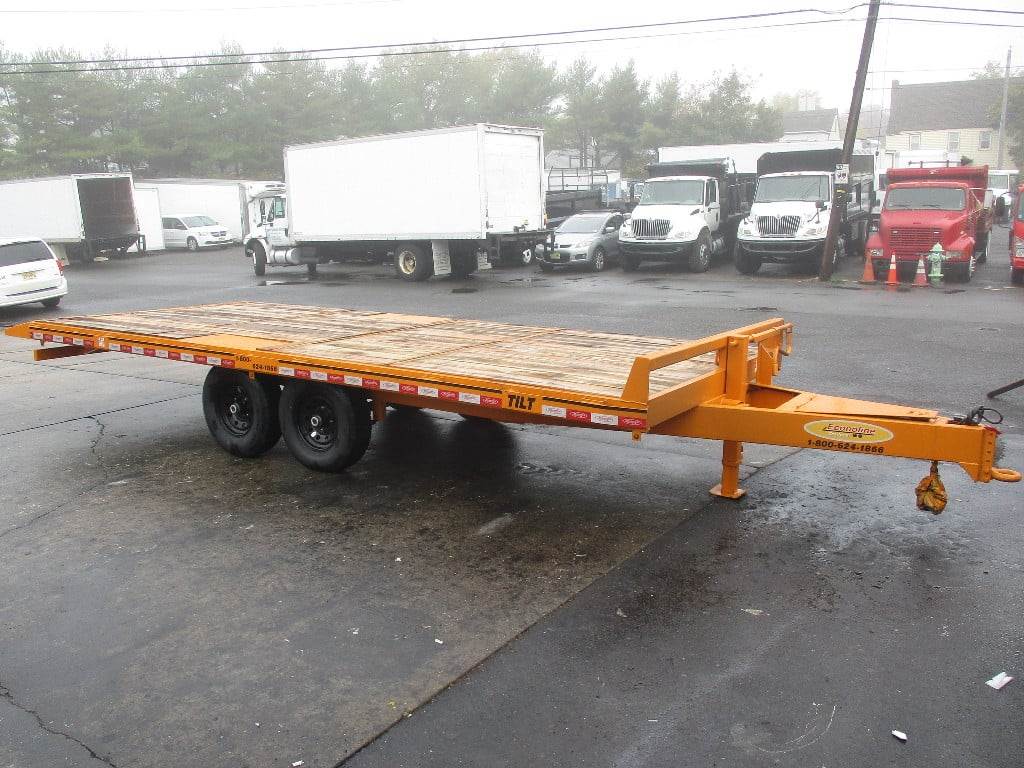 tilt deckover trailer