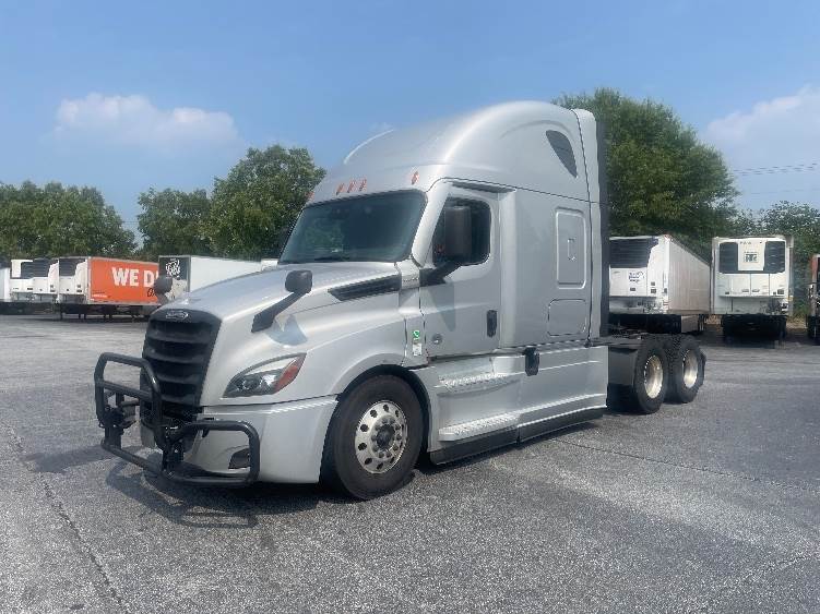 freightliner sleeper semi truck with bull bars