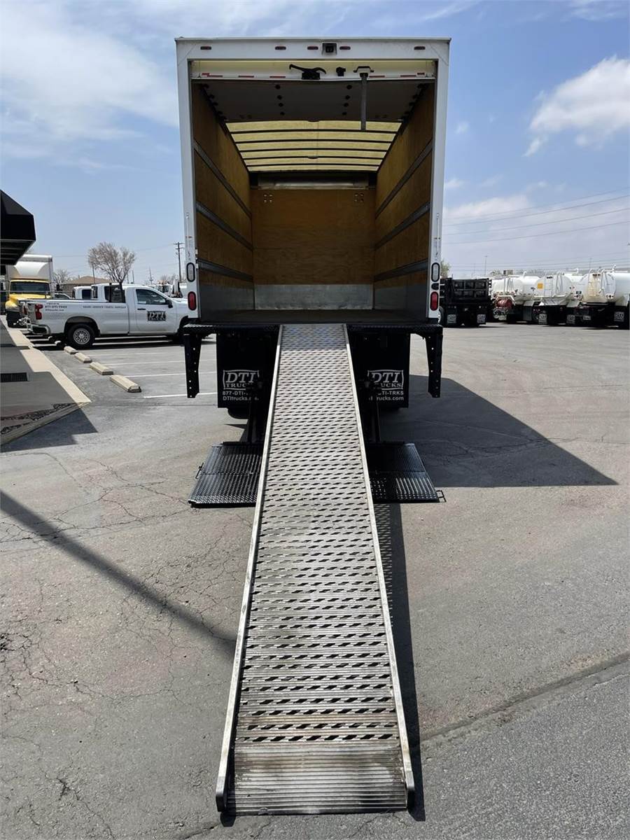box truck with loading ramp