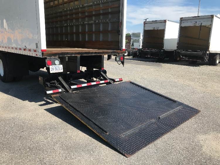 extended cantilever liftgate for box truck