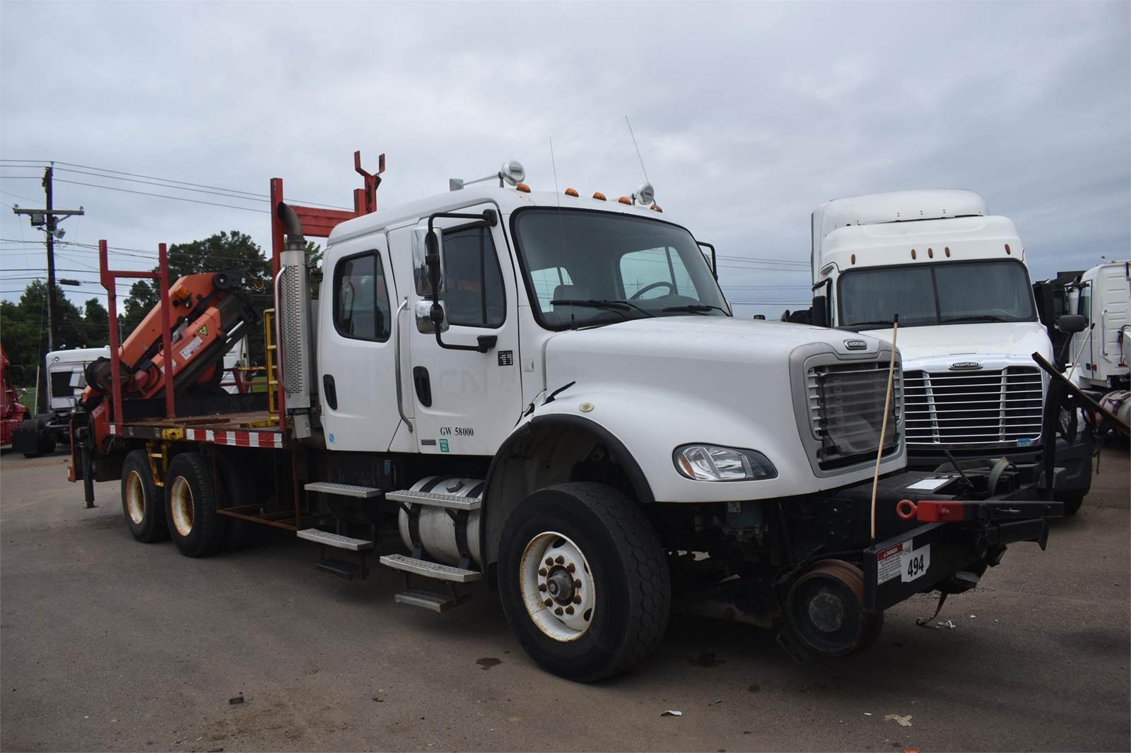 heavy duty service truck