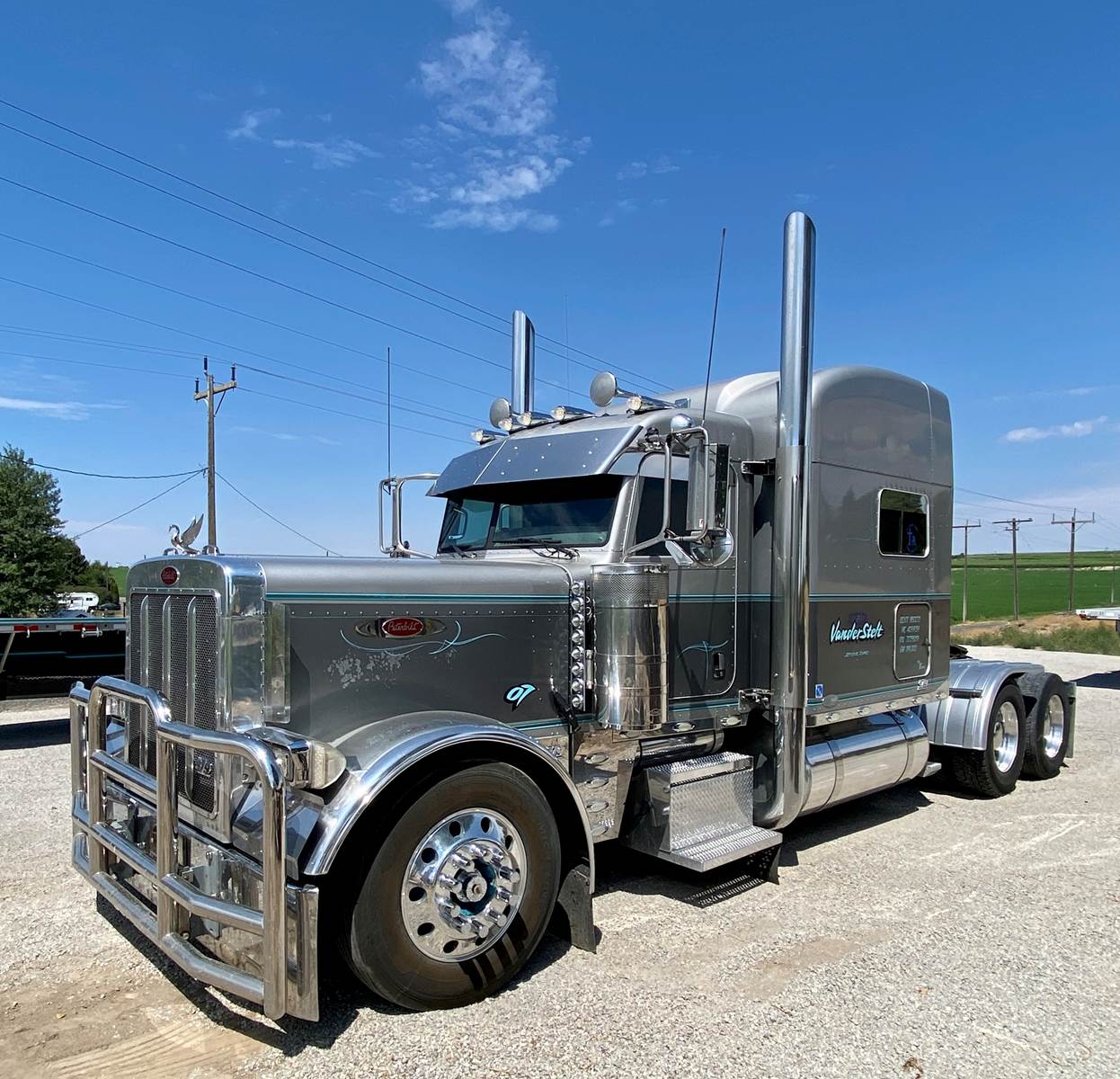 Peterbilt 379 UltraCab Peterbilt 379 UltraCab