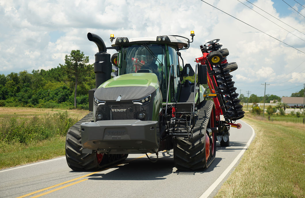 AGCO Introduces Fendt 1100 Vario MT Tractors