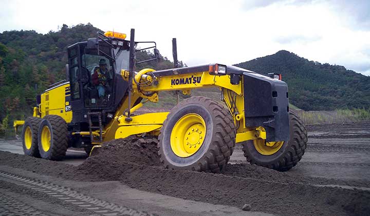 Motor graders