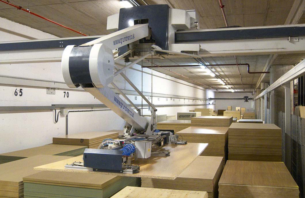 Warehouse Robot Wood