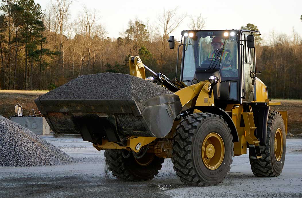 CAT® 910, 914, AND 920 COMPACT WHEEL LOADERS