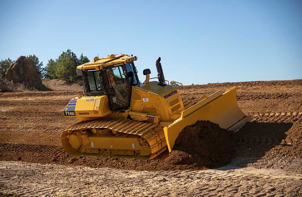 Komatsu’s D71-24 Dozer Komatsu’s D71-24 Dozer