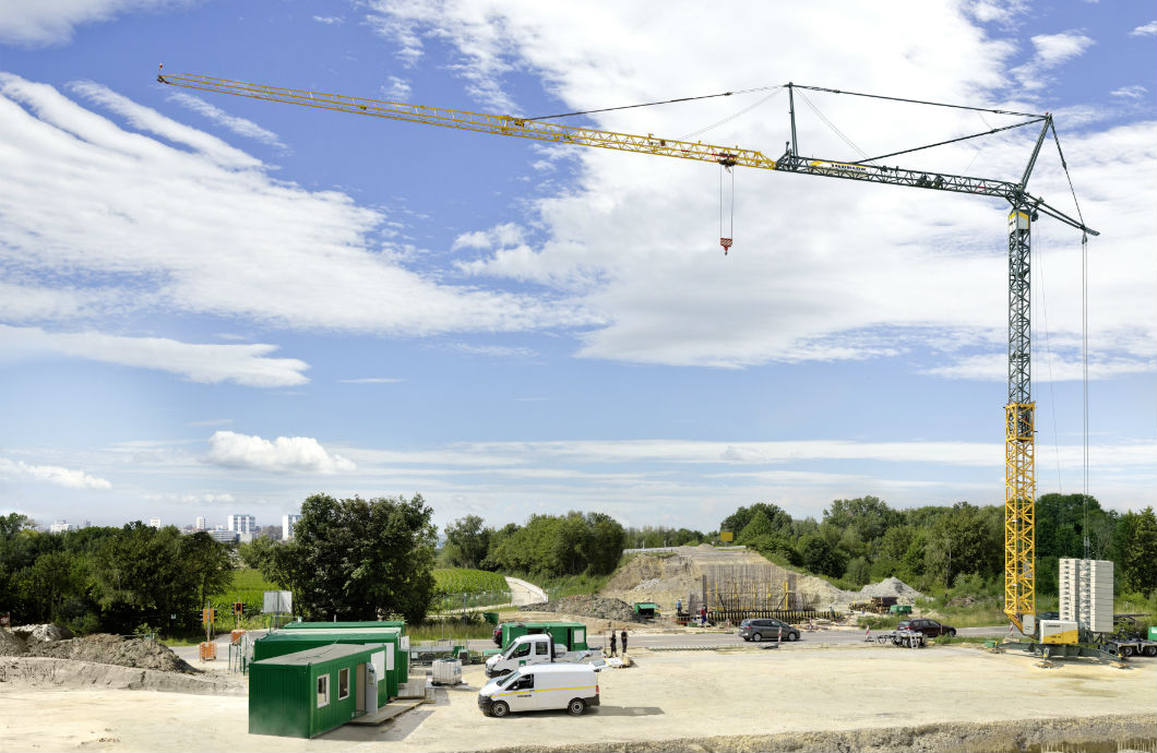 Liebherr 125 K fast-erecting crane