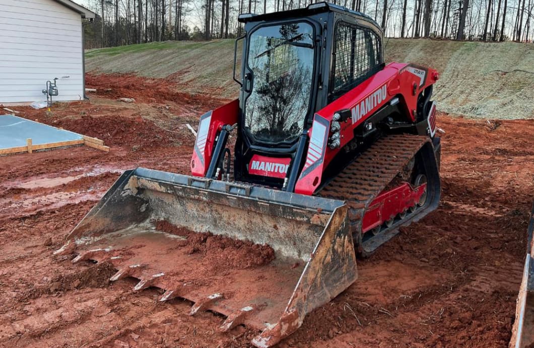 manitou 2750VT track loader