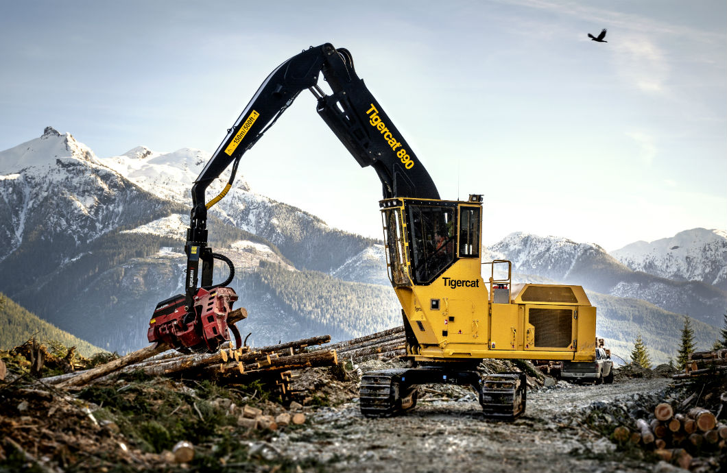 Tigercat 890 logger