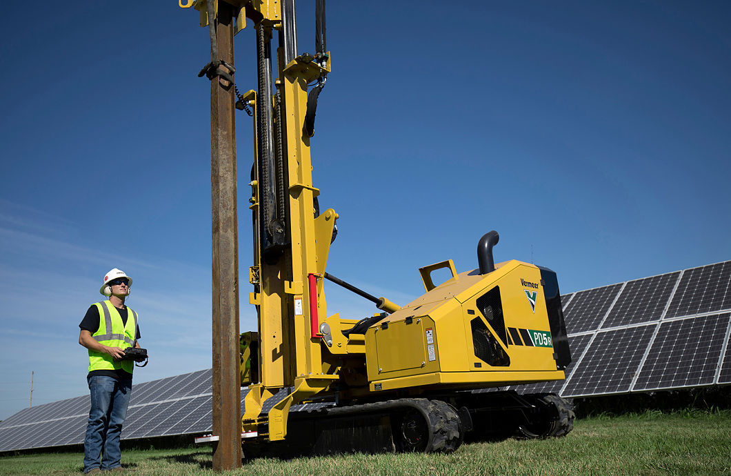 Vermeer PD5R and PD5 Pile Drivers Vermeer PD5R and PD5 Pile Drivers