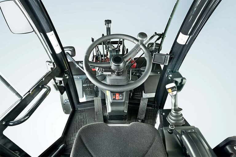 yanmar v7 cockpit controls