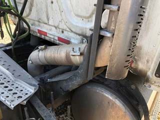 2015 Freightliner Cascadia Exhaust Bracket For Sale | Sioux Falls, SD